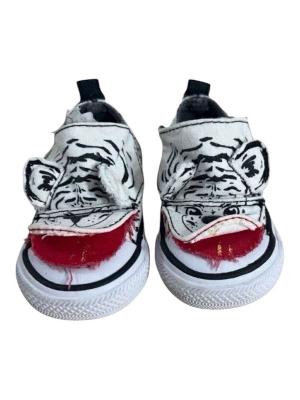 Converse Infant White Black Tiger Sneakers Size 4 Low-Top Toddler Casual Shoes